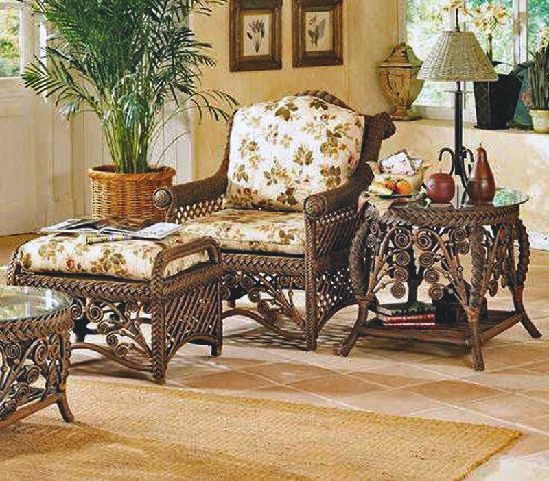 Gazebo Rattan 3 Pc Set with Arm Chair, Ottoman, and End Table