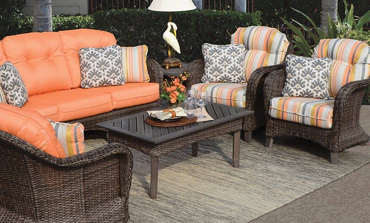 Pine Island Outdoor Wicker Loveseat Model 651702