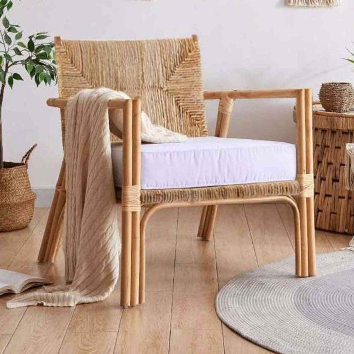Montego Armchair Model PJS-2101-NAT-AC by Panama Jack