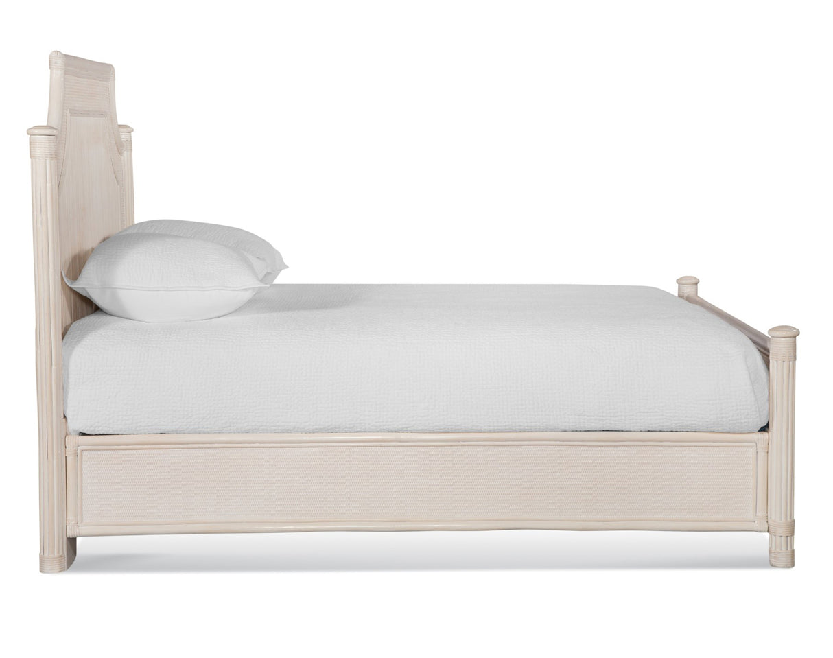 Summer Retreat Indoor Arched Queen Bed by Braxton Culler Made in the USA Model 818-021