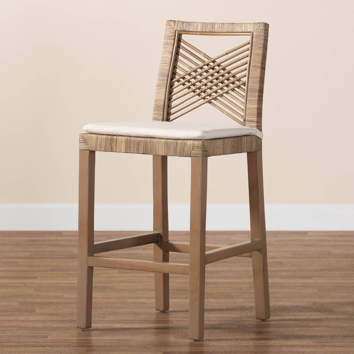 Angie Wicker Fair Rattan Counterstool