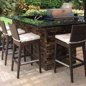 Outdoor Bars and Barstools