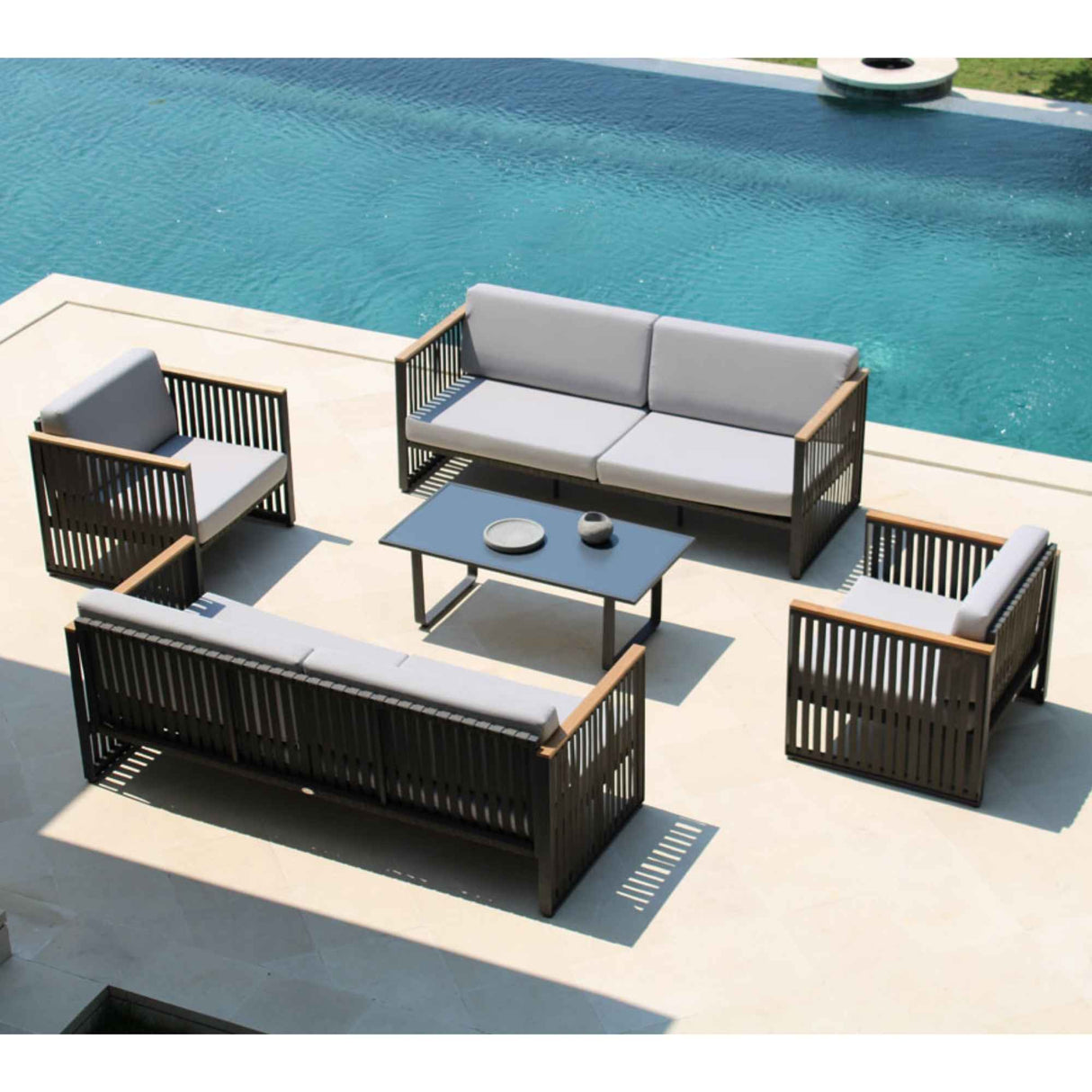 Horizon Outdoor 5-Piece Dining Set with Sunbrella Cushions Model 23812-DGST-5PC-CUSH by Skyline Design