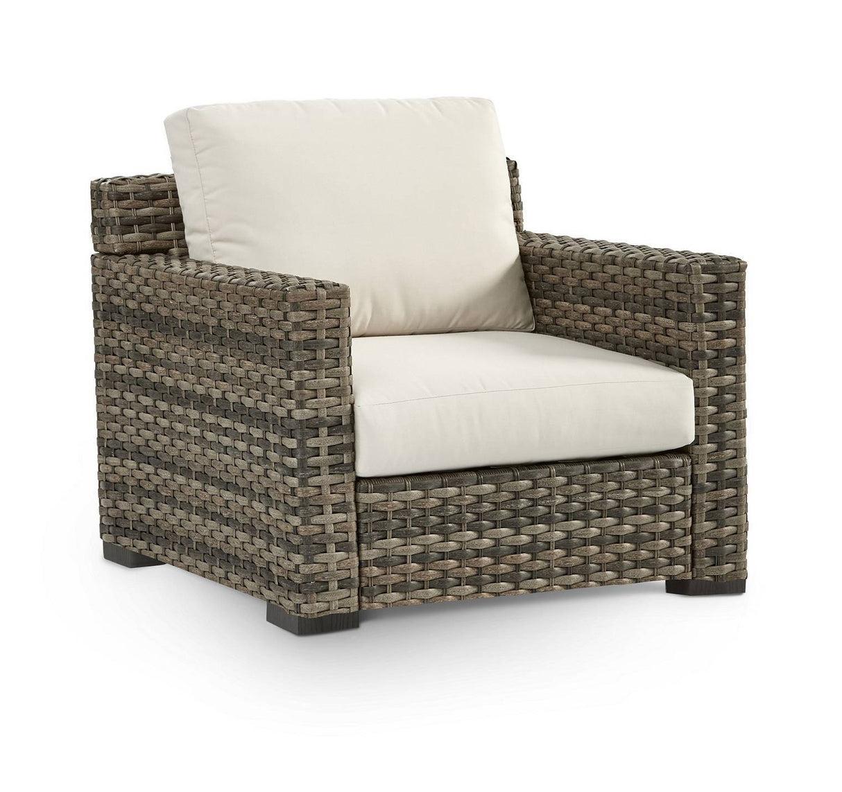 New Java Outdoor Wicker Lounge Chair by South Sea Rattan Model 73401 (Standard Weave)