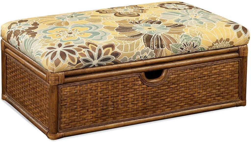 Grand Water Point Indoor Point Cocktail Bench by Braxton Culler Made in the USA Model 946-094