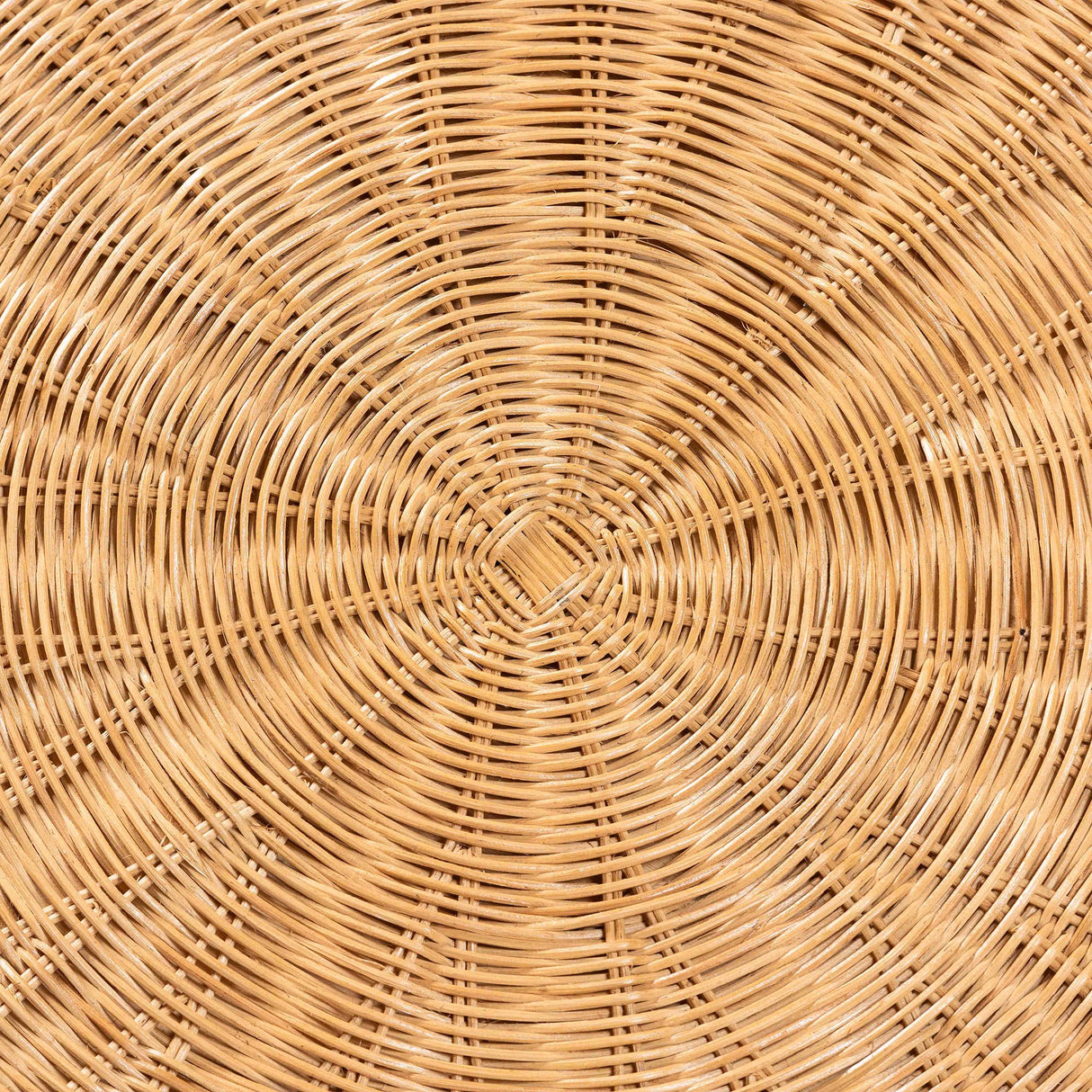 Wicker Fair Rattan Beautiful Adena 42 Inch Round Dining Table