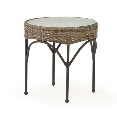 Alamo Outdoor 21" Round Wicker End Table Model 621821ET-RDWIL