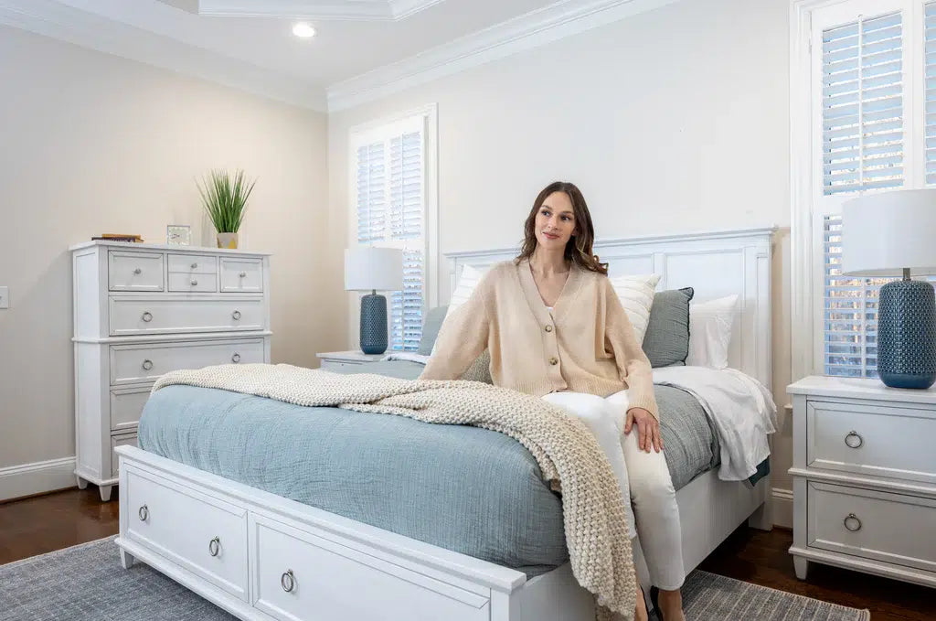 Point Breeze Storage Queen Bed Model FL-B650QBED-STORAGE-FRESHWHITE By Finn & Louise