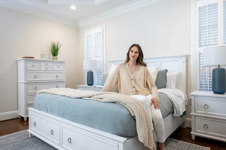 Point Breeze Storage King Bed Model FL-B650QBED-STORAGE-FRESHWHITE By Finn & Louise