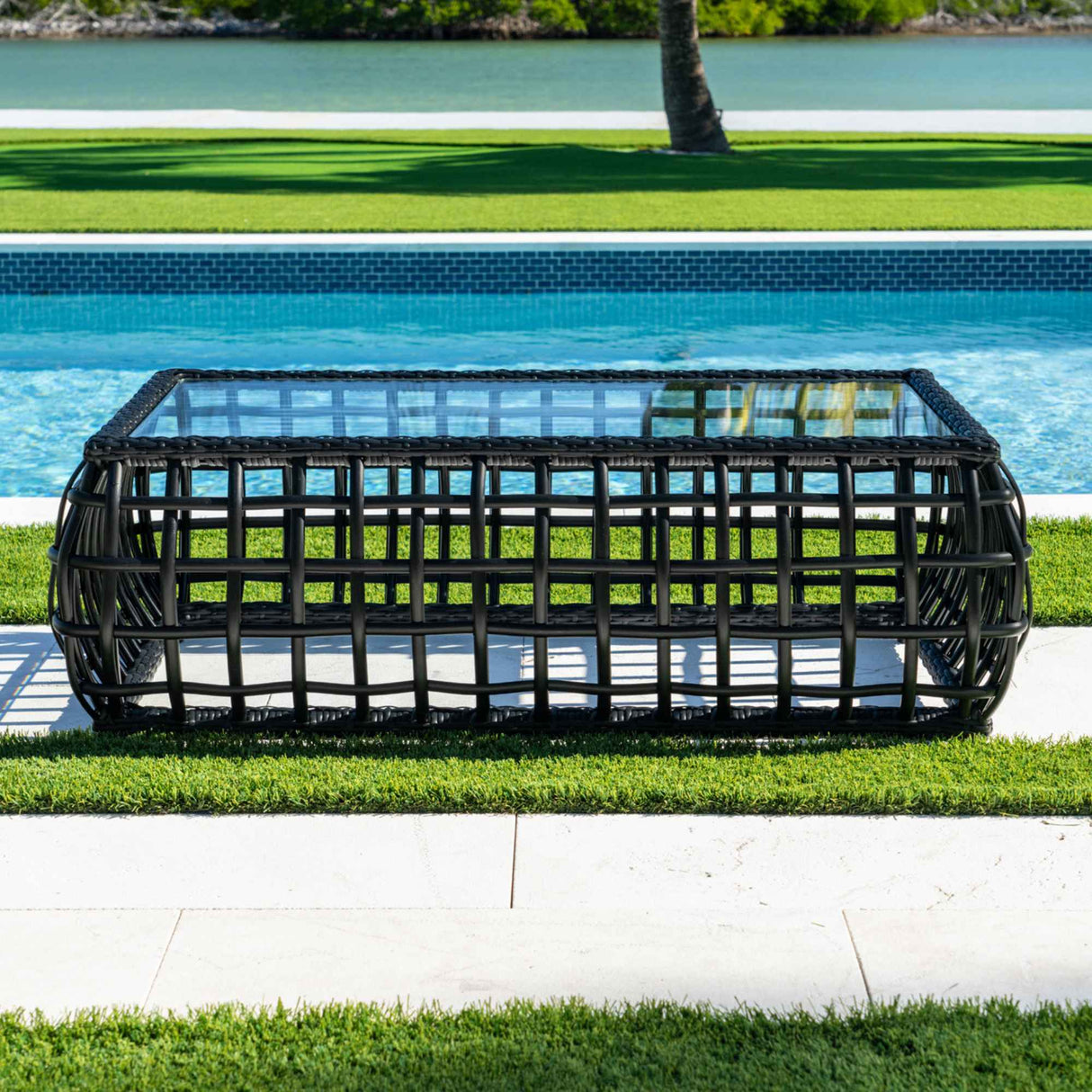 Monte Carlo Outdoor 4-Pc Seating Set Model PRP-8801-BLK-4PC by Pelican Reef