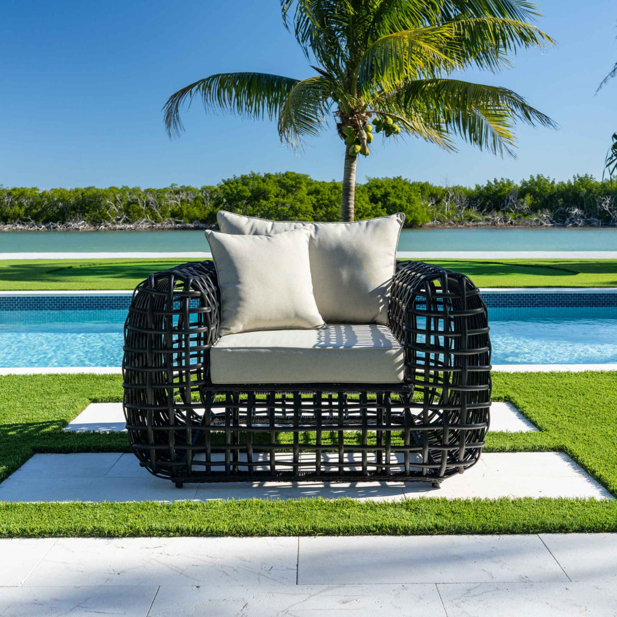 Monte Carlo Outdoor 4-Pc Seating Set Model PRP-8801-BLK-4PC by Pelican Reef