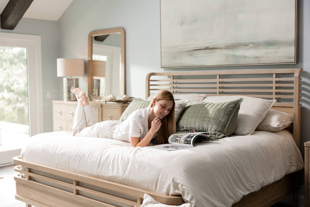 Monterey Coastal Queen Complete Bed from Seawinds Trading Model B366QBED-SANDSTONE