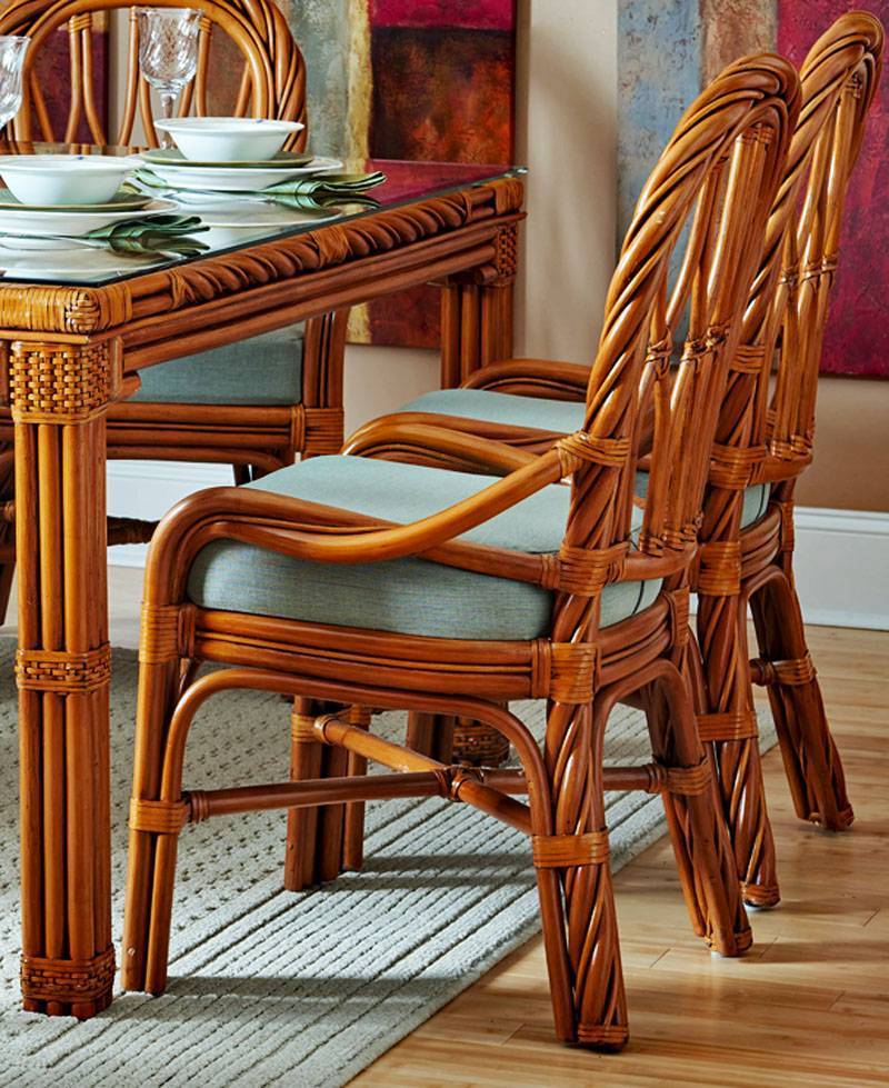 New Twist Round Dining Table Model 3317-GL42RD from South Sea Rattan