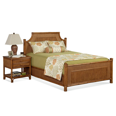 Summer Retreat Indoor Arched Queen Bed by Braxton Culler Made in the USA Model 818-021