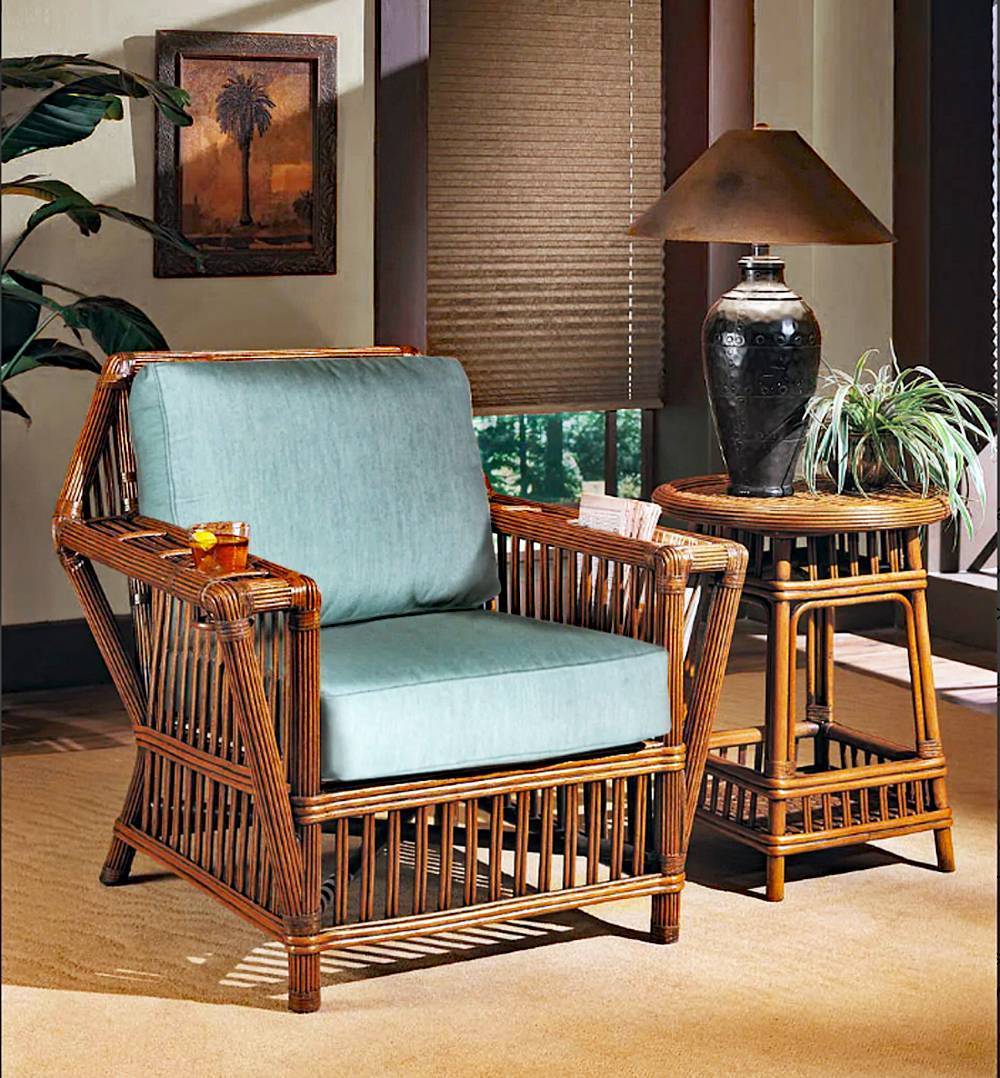 Williamsburg Rattan Arm Chair Coffee Finish – Deep Comfort